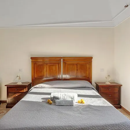Tatil Evi Il Casale Del Sole Montechiaro