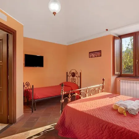 Il Casale Del Sole Montechiaro *