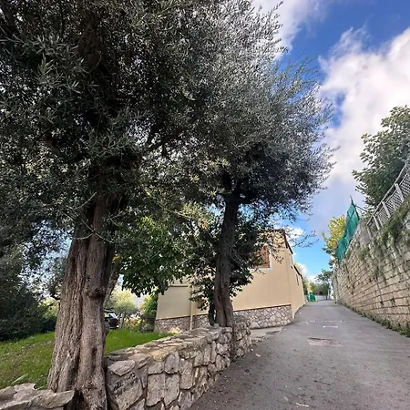 Il Casale Del Sole Montechiaro * Vico Equense