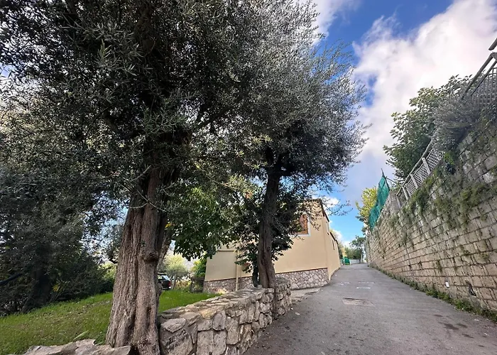 Casa de Férias Il Casale Del Sole Montechiaro *
